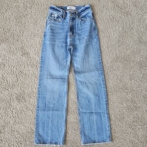Abercrombie & Fitch 90s Relaxed Jeans Size 25/0 Short